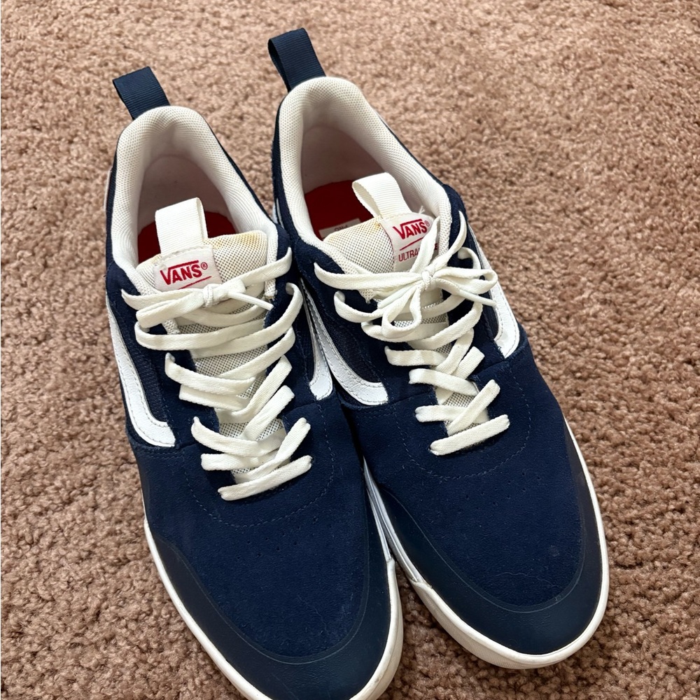 Vans Men's Blue and White Sneakers